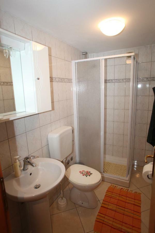 Accommodation Lily Vrana  Kültér fotó