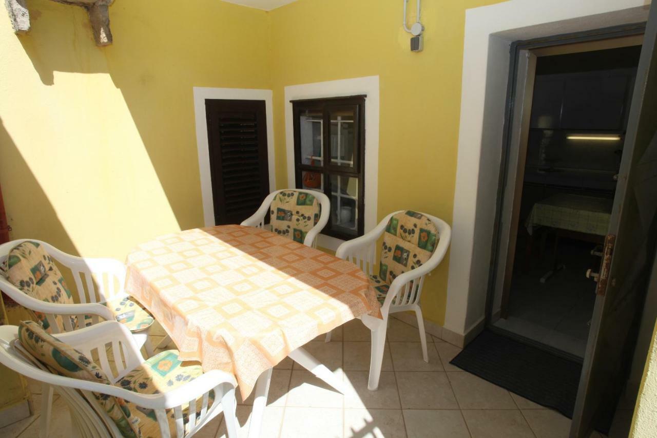 Accommodation Lily Vrana  Kültér fotó