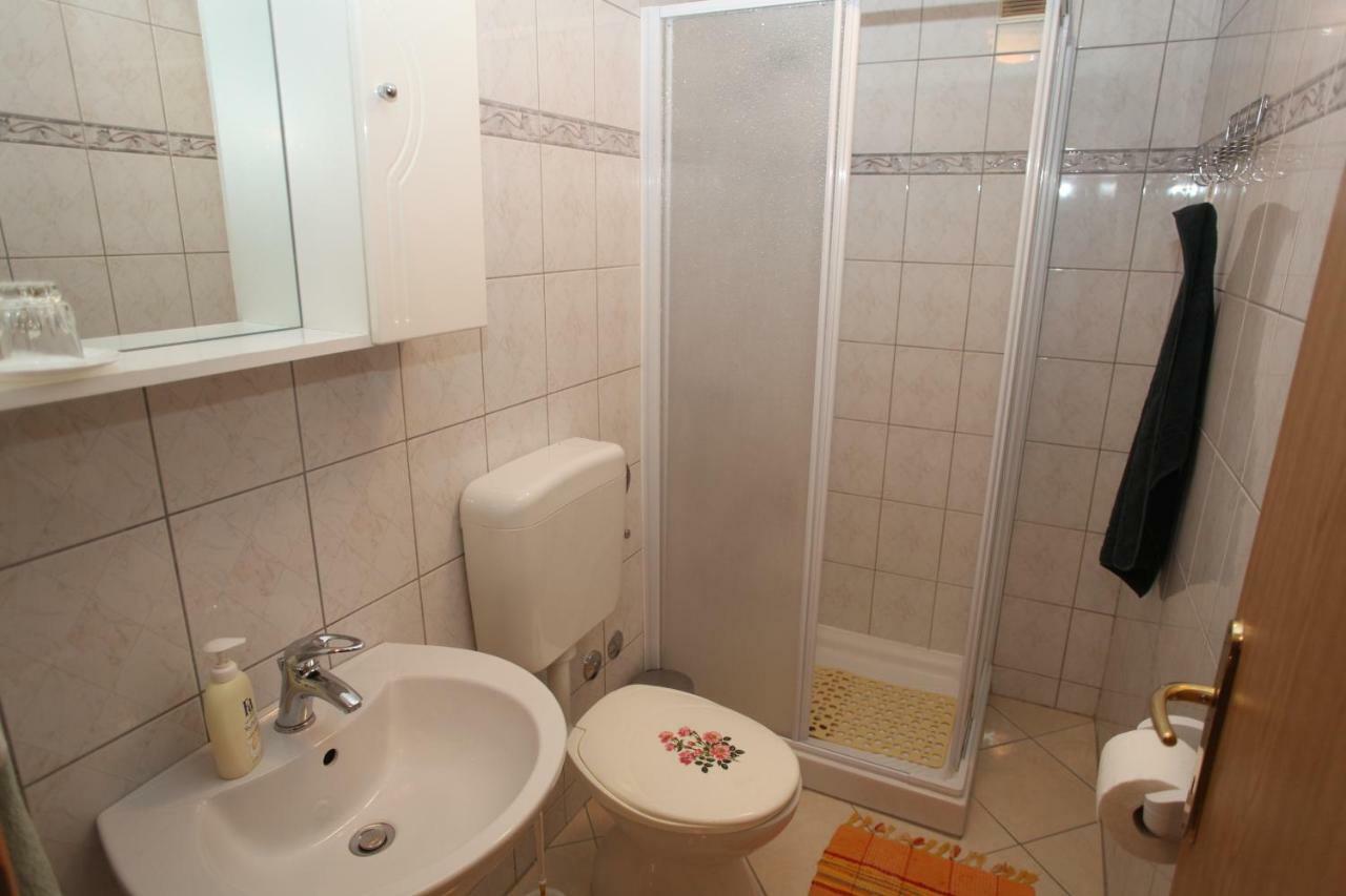 Accommodation Lily Vrana  Kültér fotó